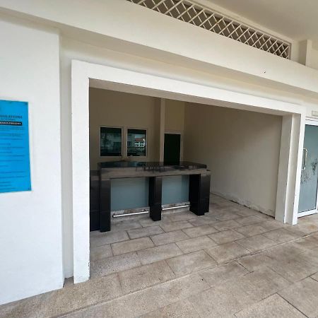 2Beds Seaview Straits Quay Comes With Carpark And Hothub Bagan Jermal Exterior foto