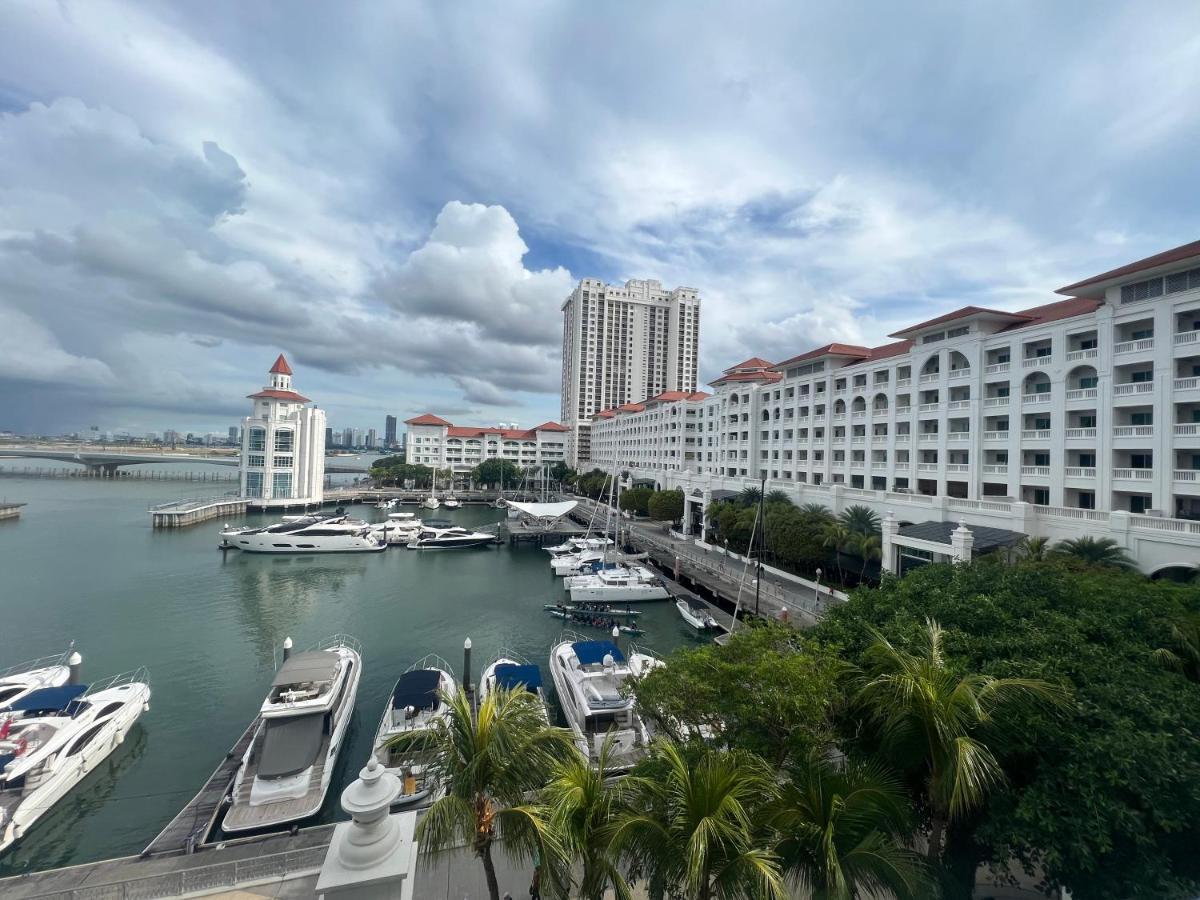 2Beds Seaview Straits Quay Comes With Carpark And Hothub Bagan Jermal Exterior foto